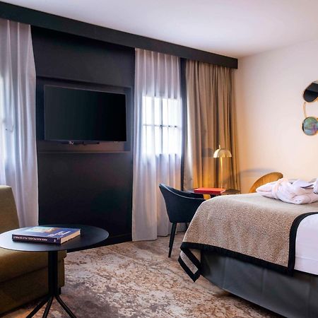 Mercure Carcassonne La Cite Екстериор снимка