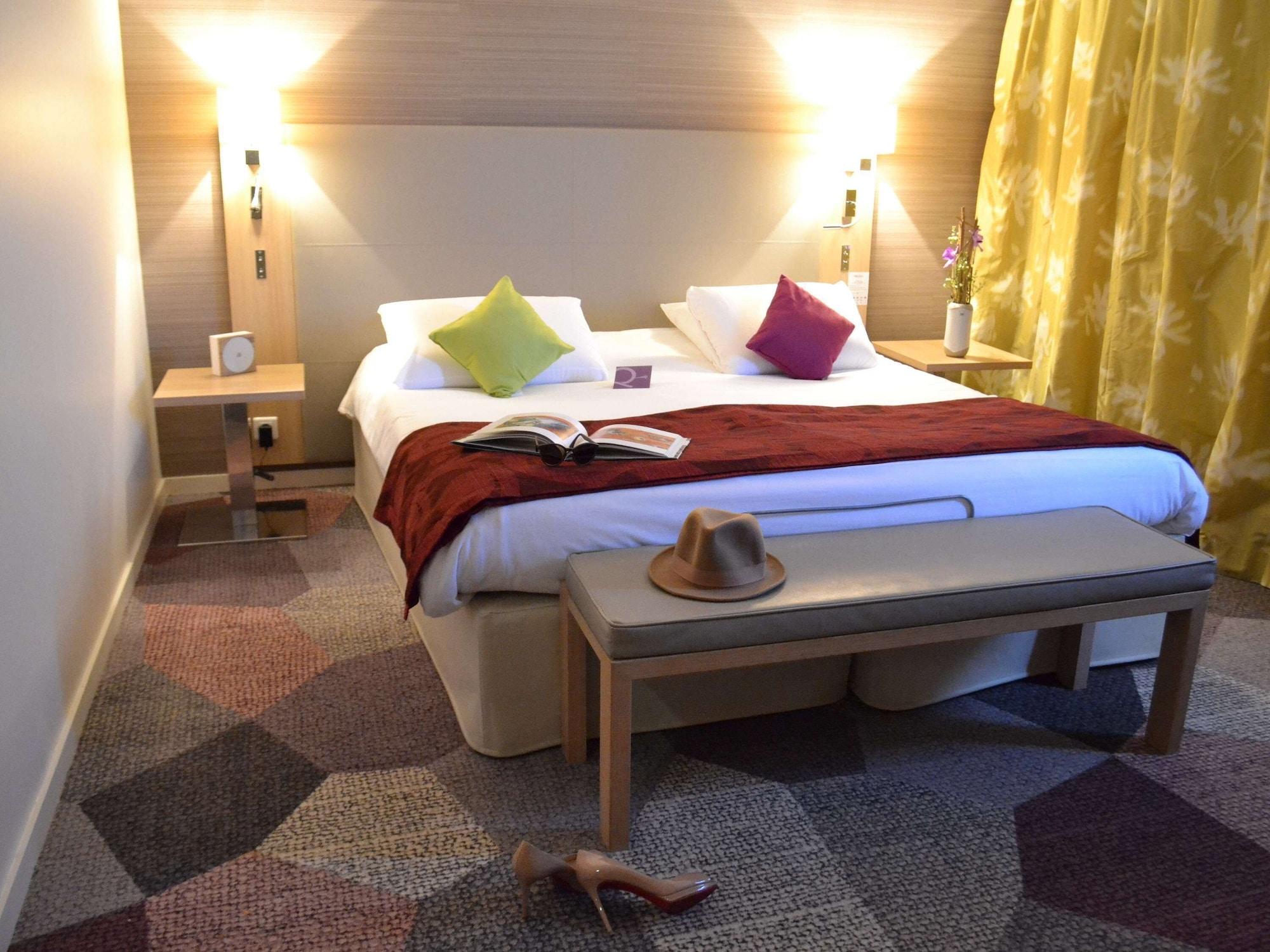 Mercure Carcassonne La Cite Екстериор снимка