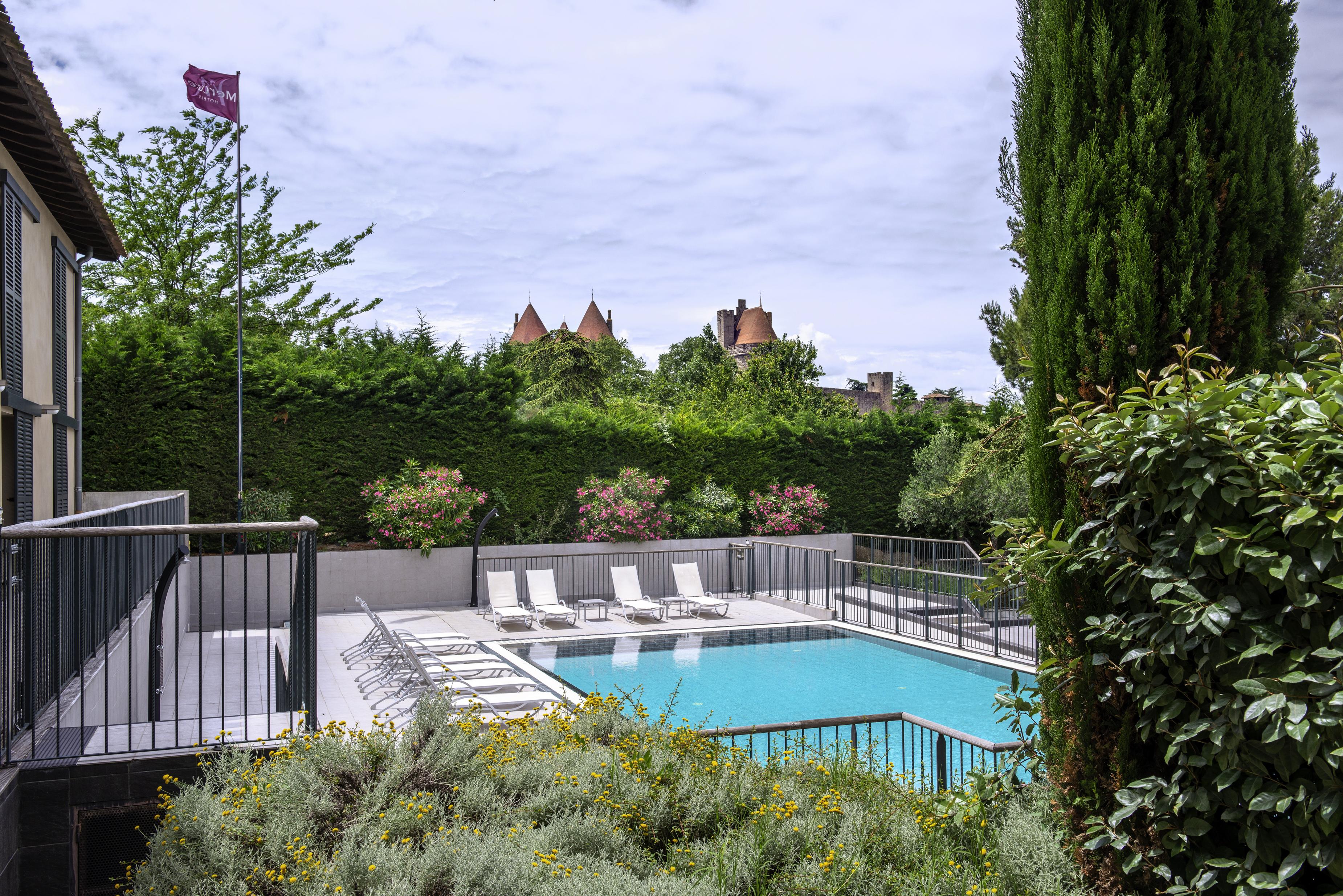 Mercure Carcassonne La Cite Екстериор снимка