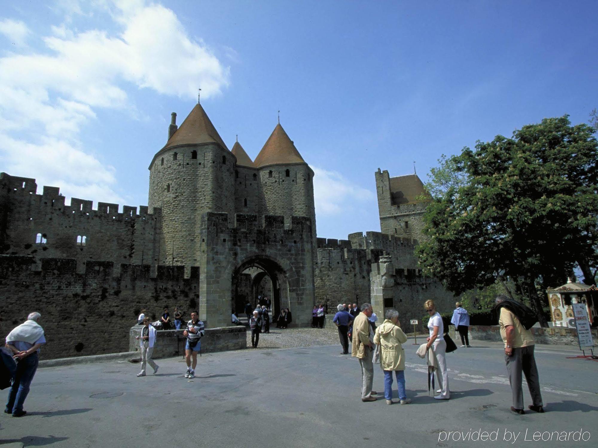 Mercure Carcassonne La Cite Екстериор снимка